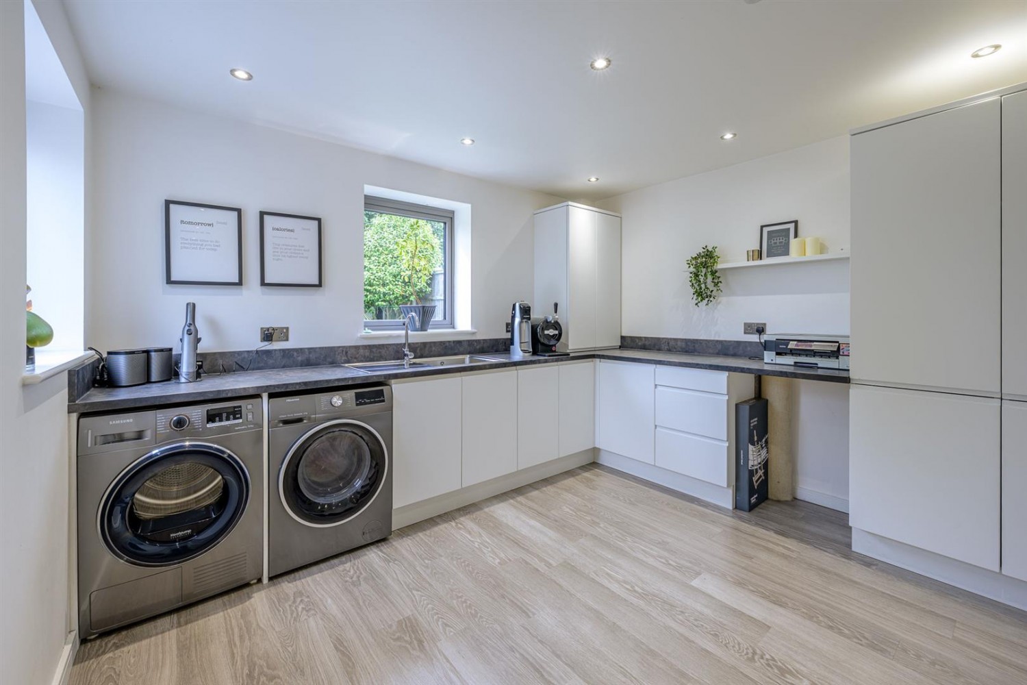 Cot Lane, Kingswinford, DY6 9SB