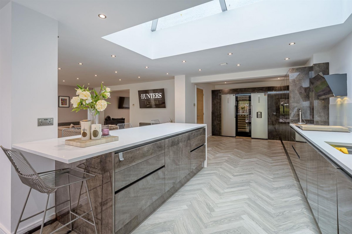 Cot Lane, Kingswinford, DY6 9SB