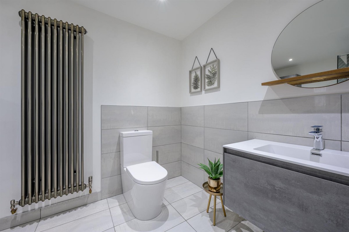 Cot Lane, Kingswinford, DY6 9SB