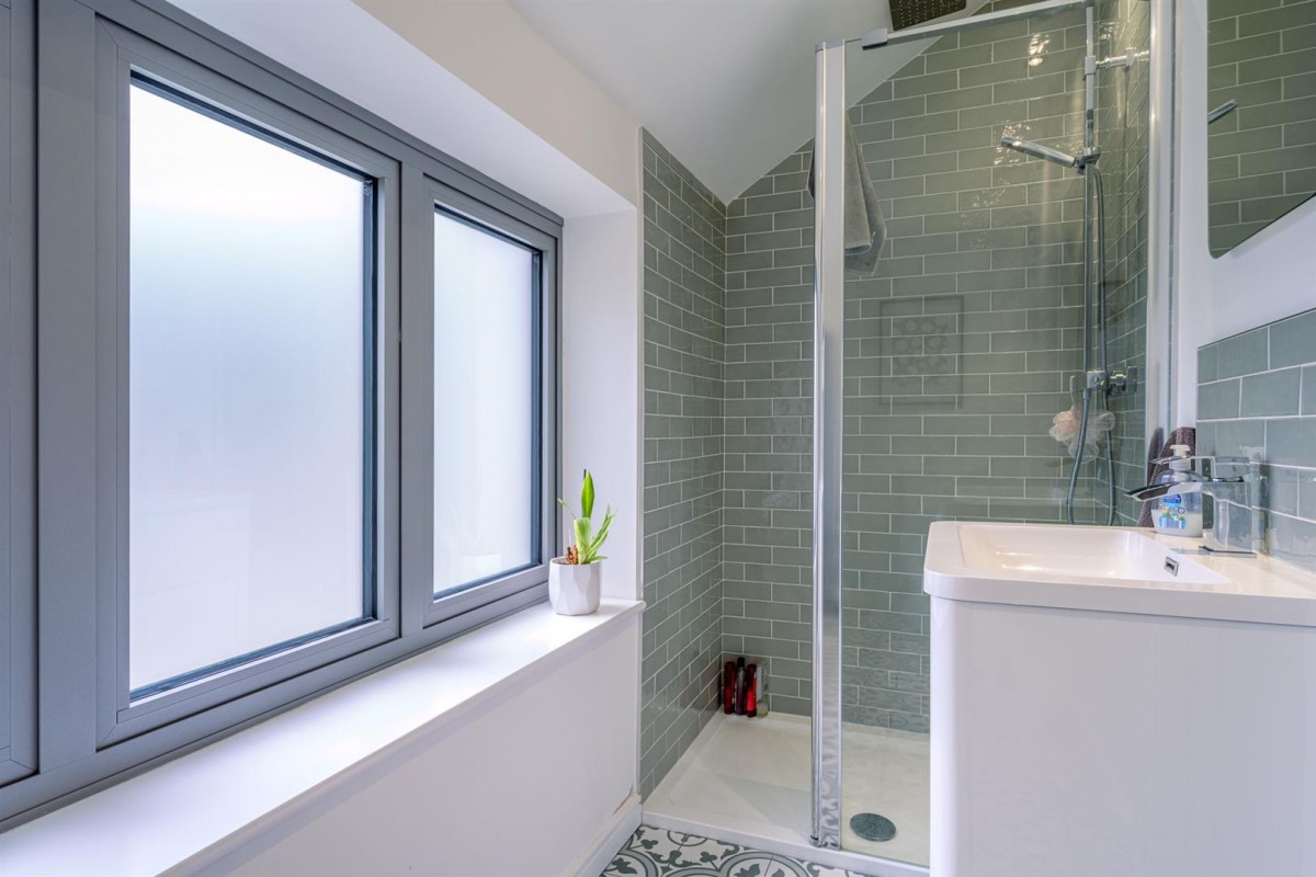 Cot Lane, Kingswinford, DY6 9SB