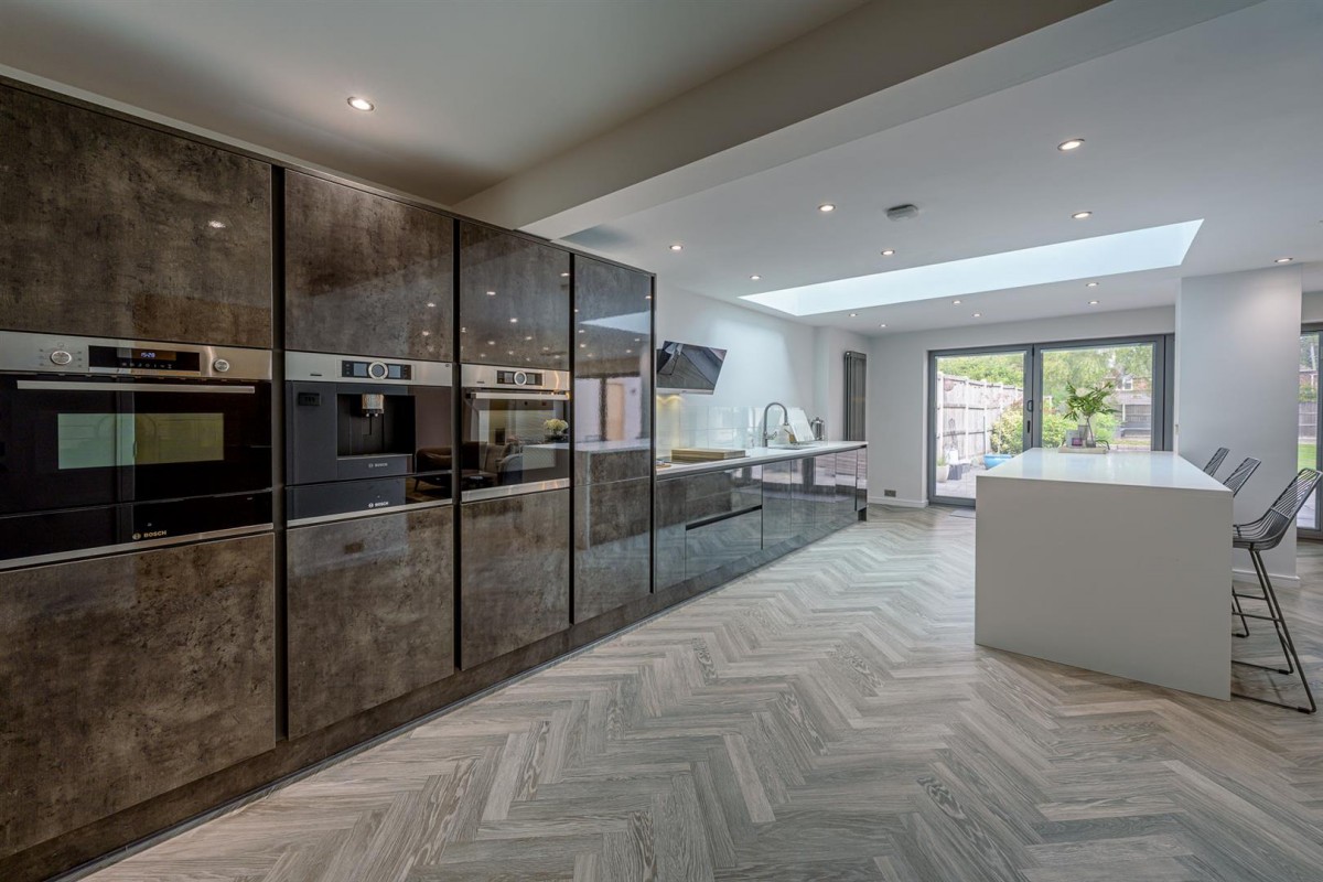 Cot Lane, Kingswinford, DY6 9SB