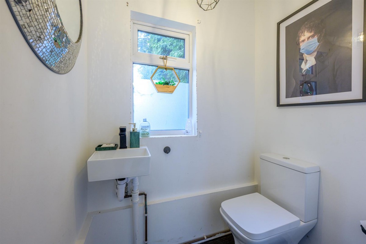 Cot Lane, Kingswinford, DY6 9SB