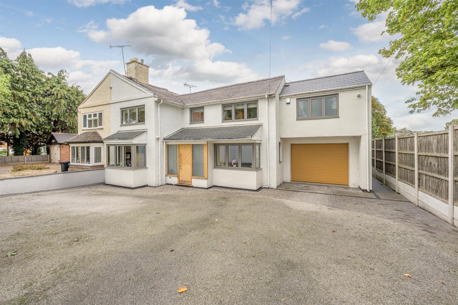 Cot Lane, Kingswinford, DY6 9SB