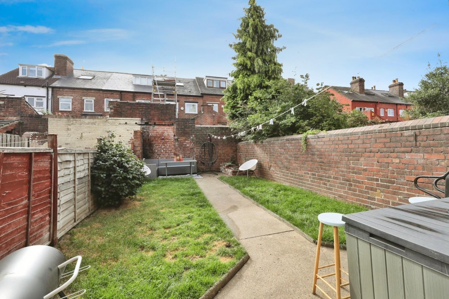 Olive Grove Road, Heeley, Sheffield, S2 3GD