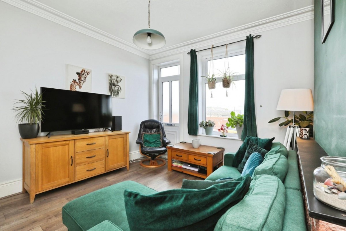 Olive Grove Road, Heeley, Sheffield, S2 3GD