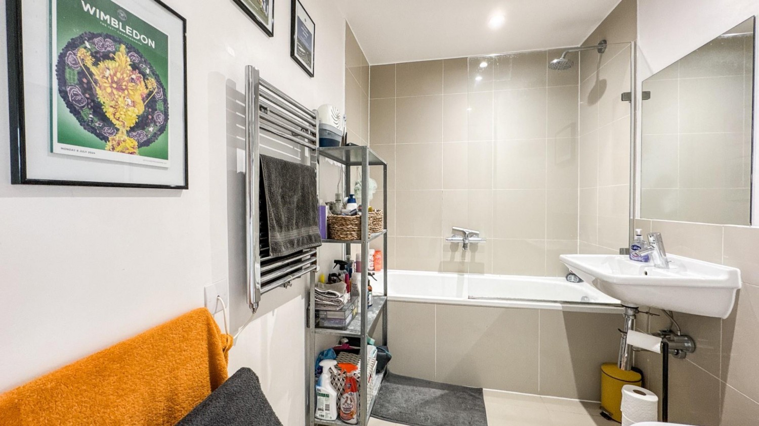 1 bedroom Flat for sale in Airpoint, Skypark Road, BS3 3NG