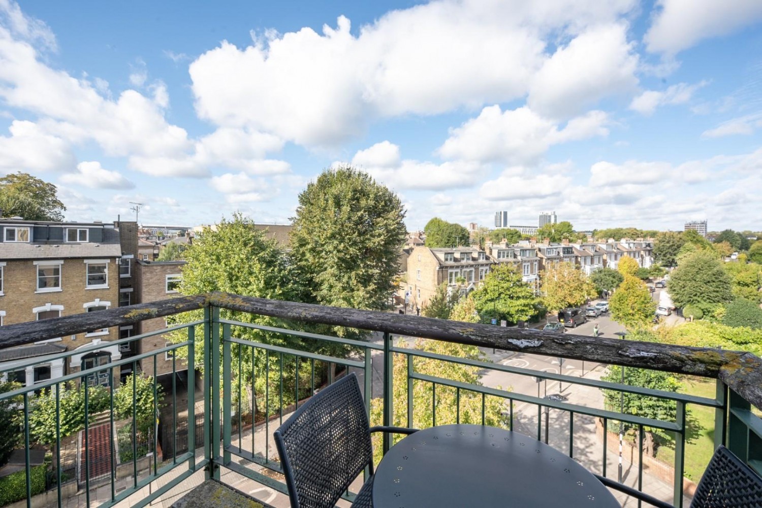 Queens Drive, London, N4