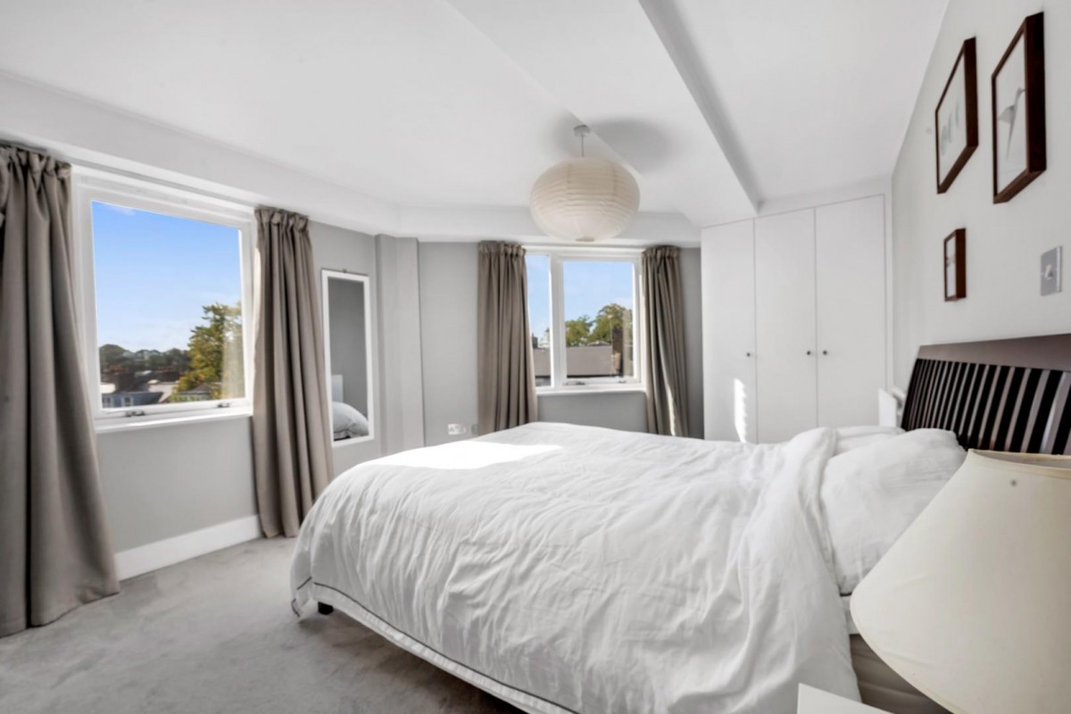 Queens Drive, London, N4