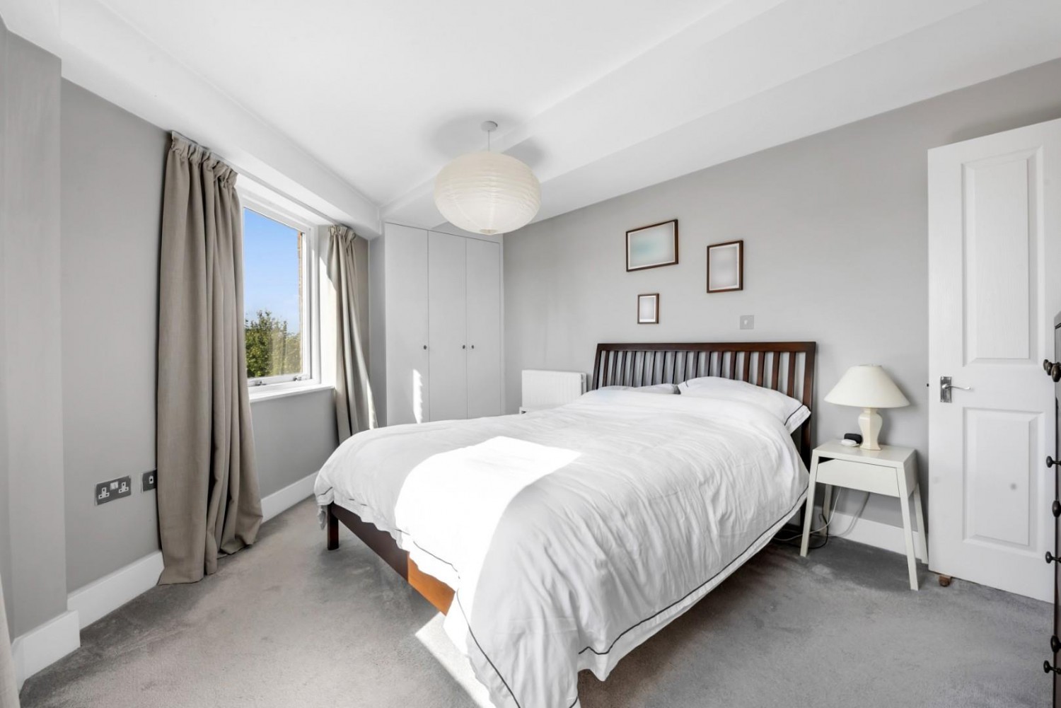 Queens Drive, London, N4