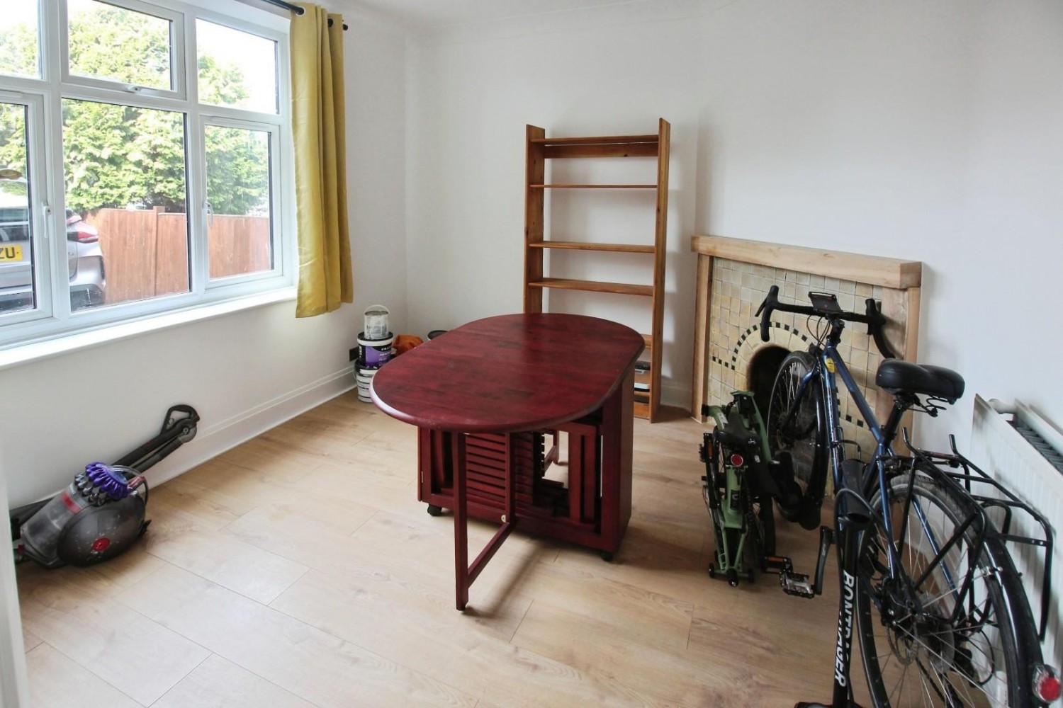 Willrose Crescent, London