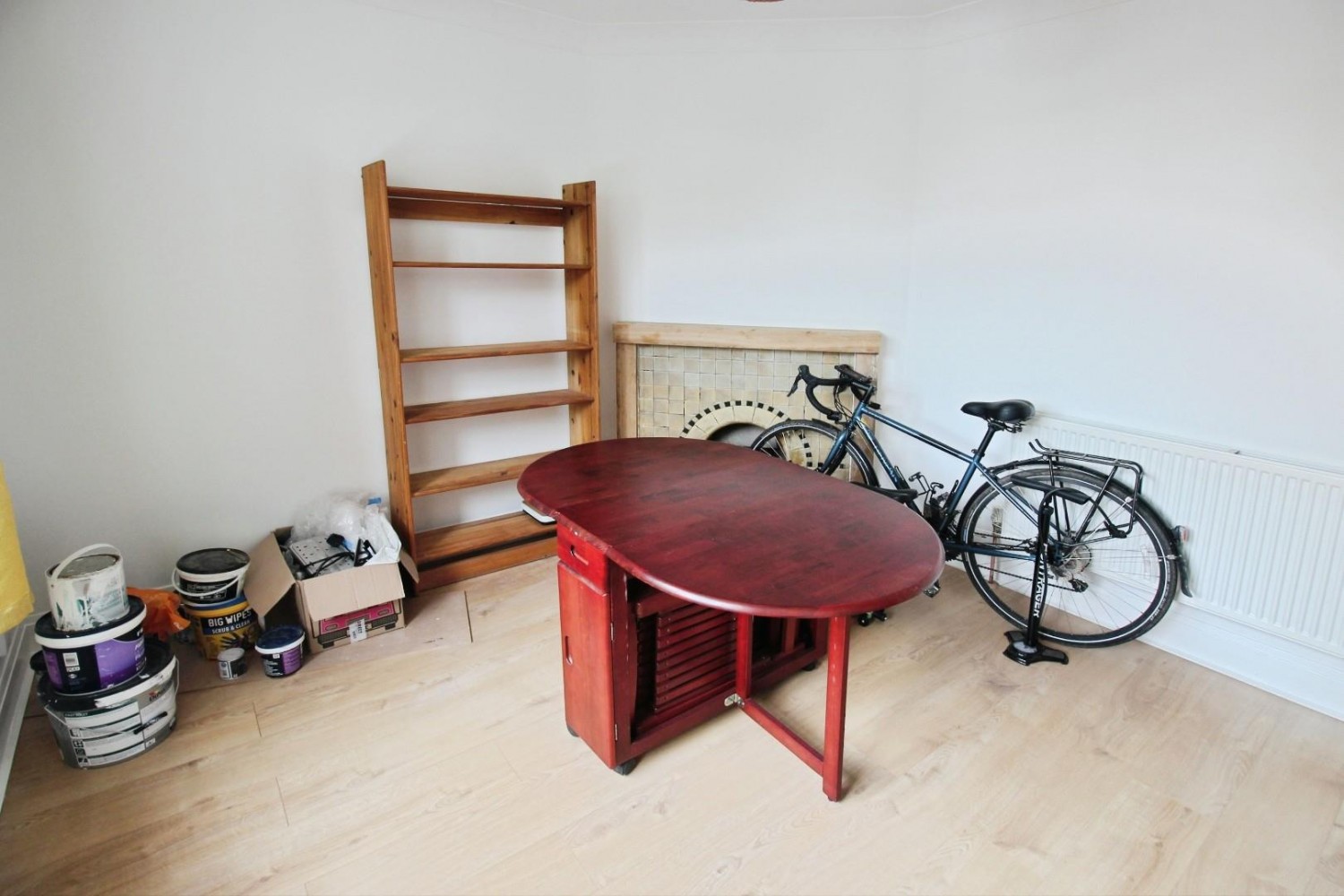 Willrose Crescent, London