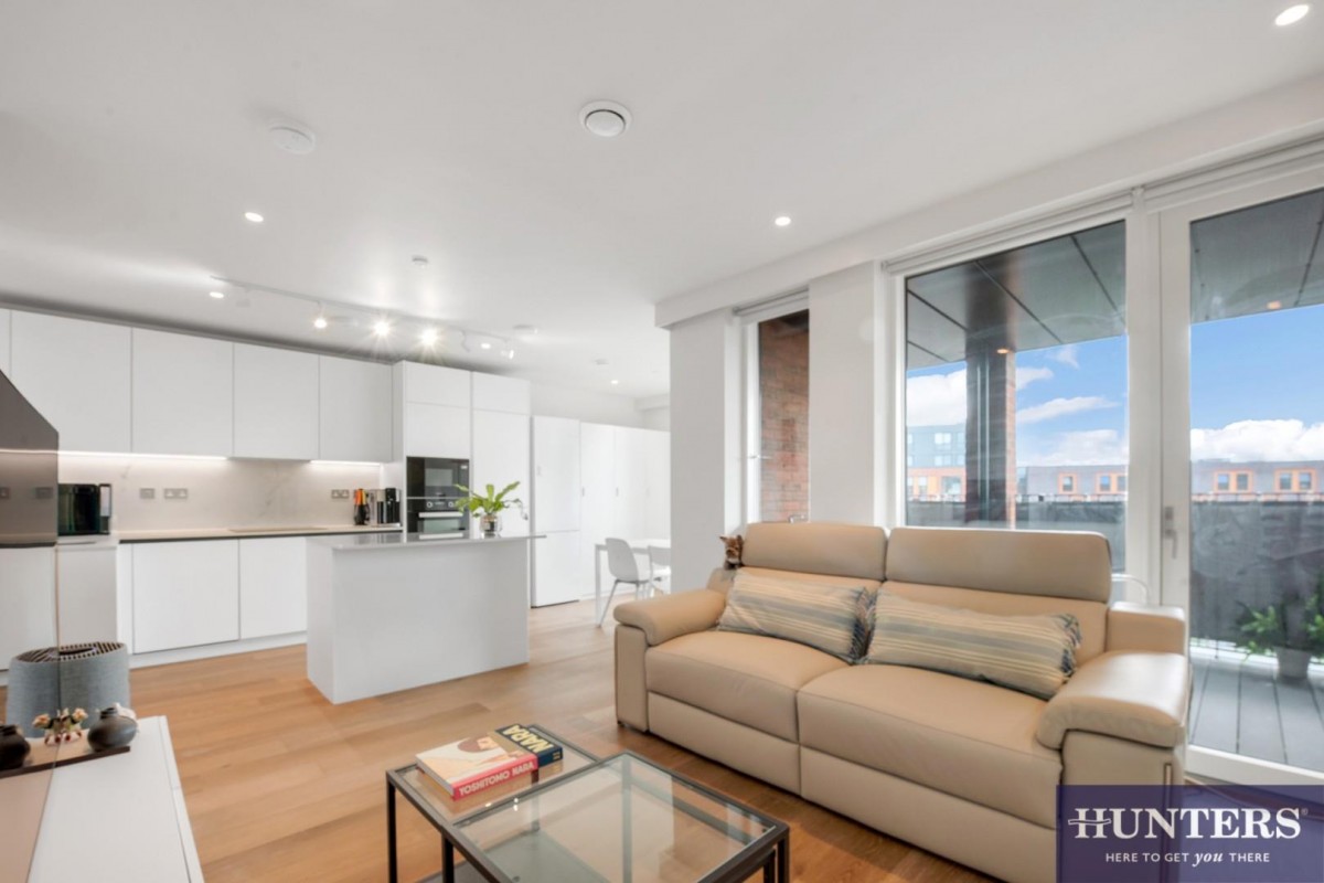 West Hampstead Central, West End Lane, London, NW6