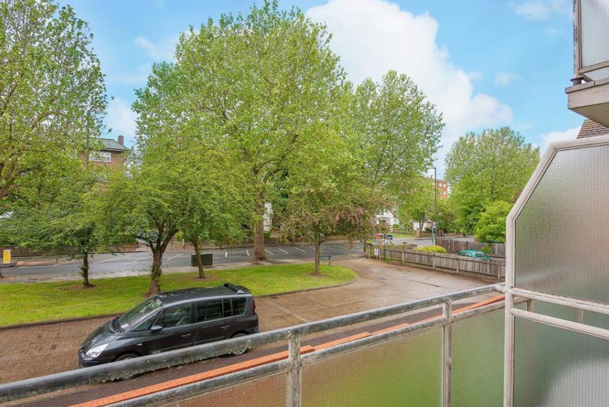 Yates Court, Willesden Lane, NW2