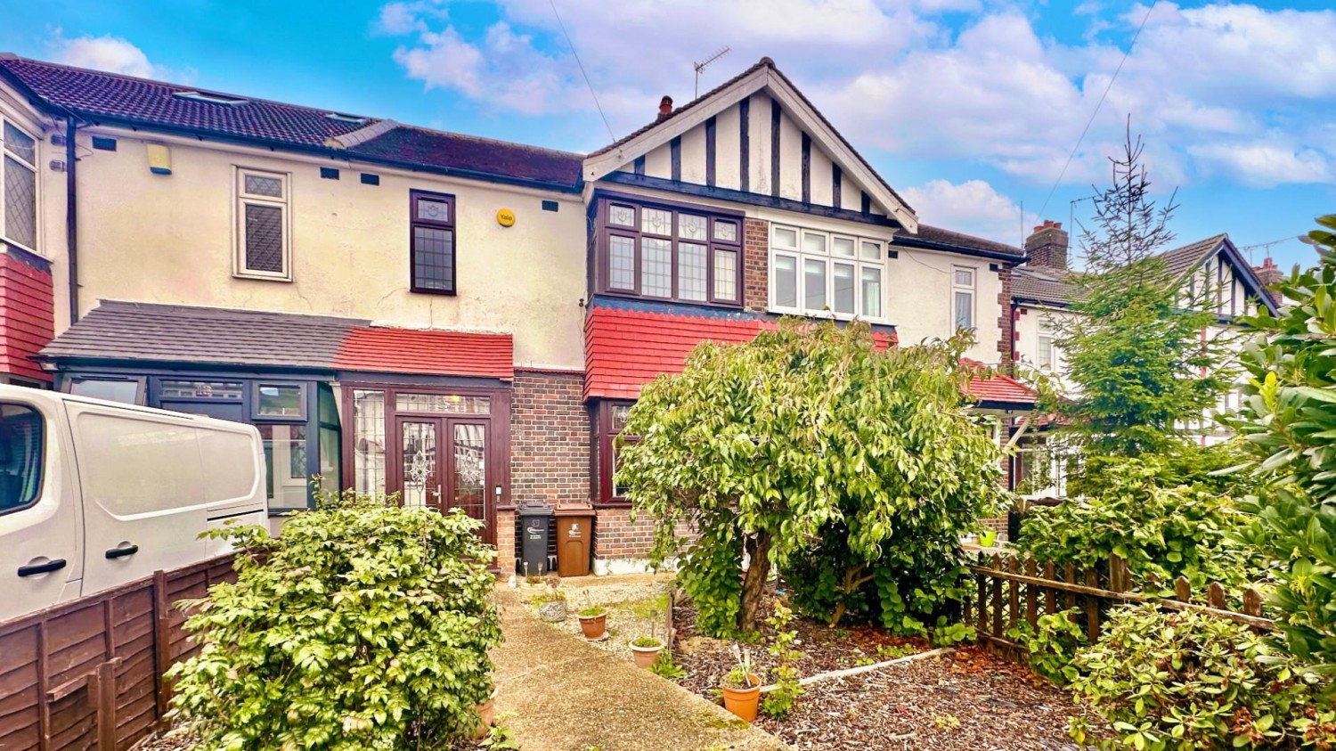 Coombewood Drive, Chadwell Heath, RM6
