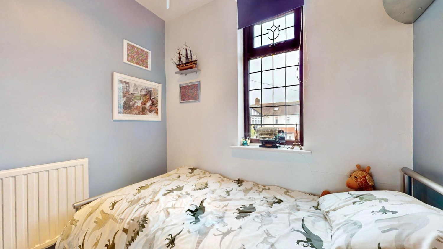 Coombewood Drive, Chadwell Heath, RM6