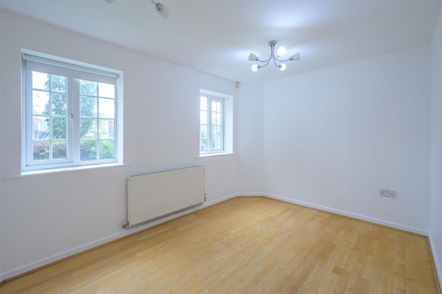 Columbus Ave , Brierley Hill, DY5 1TW