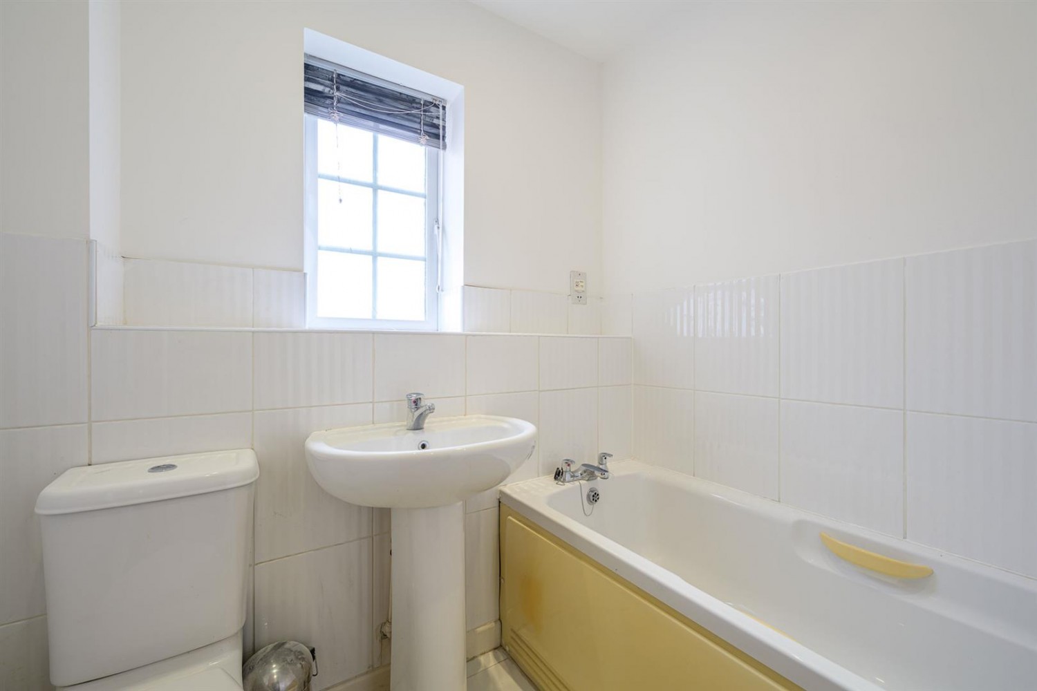 Columbus Ave , Brierley Hill, DY5 1TW