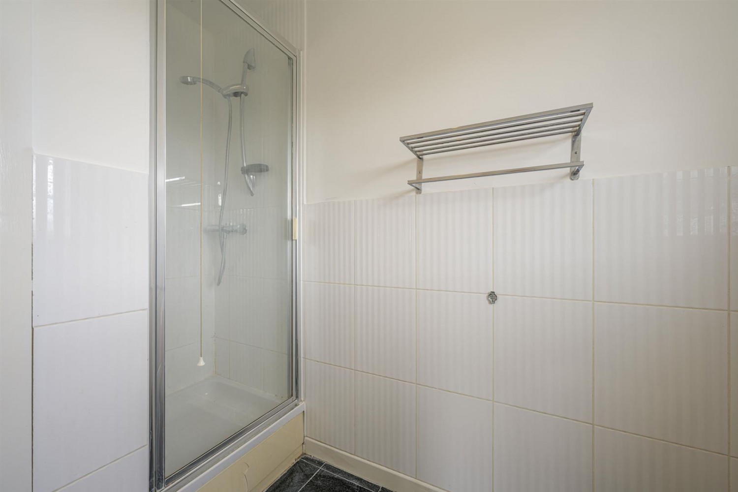 Columbus Ave , Brierley Hill, DY5 1TW