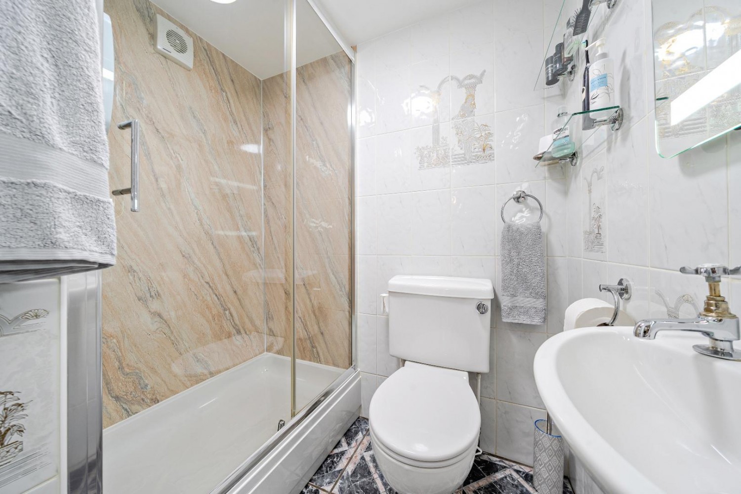 Fulletby, Horncastle, Lincs, LN9 6JY