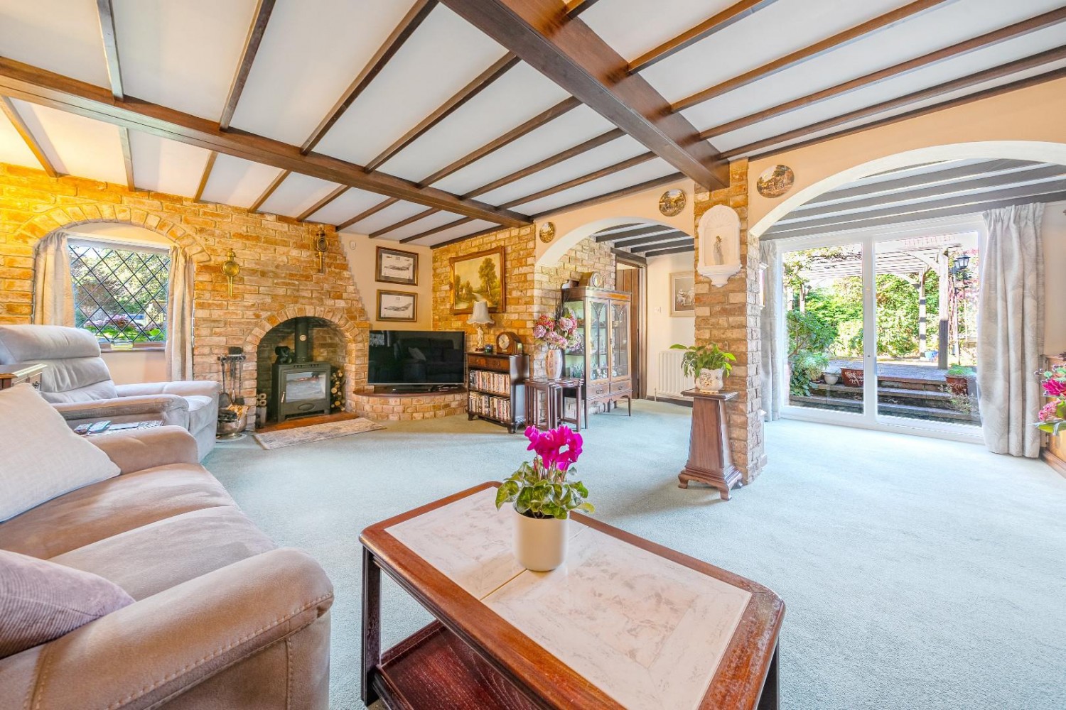 Fulletby, Horncastle, Lincs, LN9 6JY