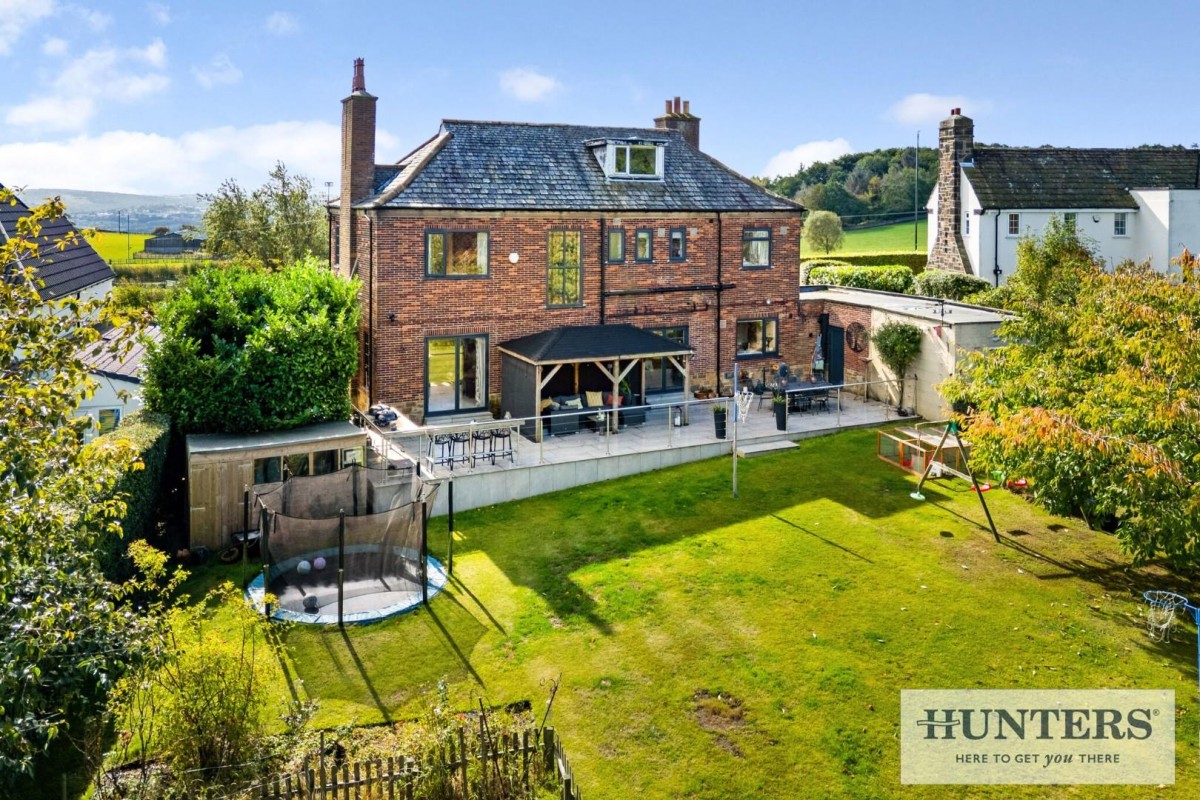 Hawksworth Lane, Guiseley, Leeds