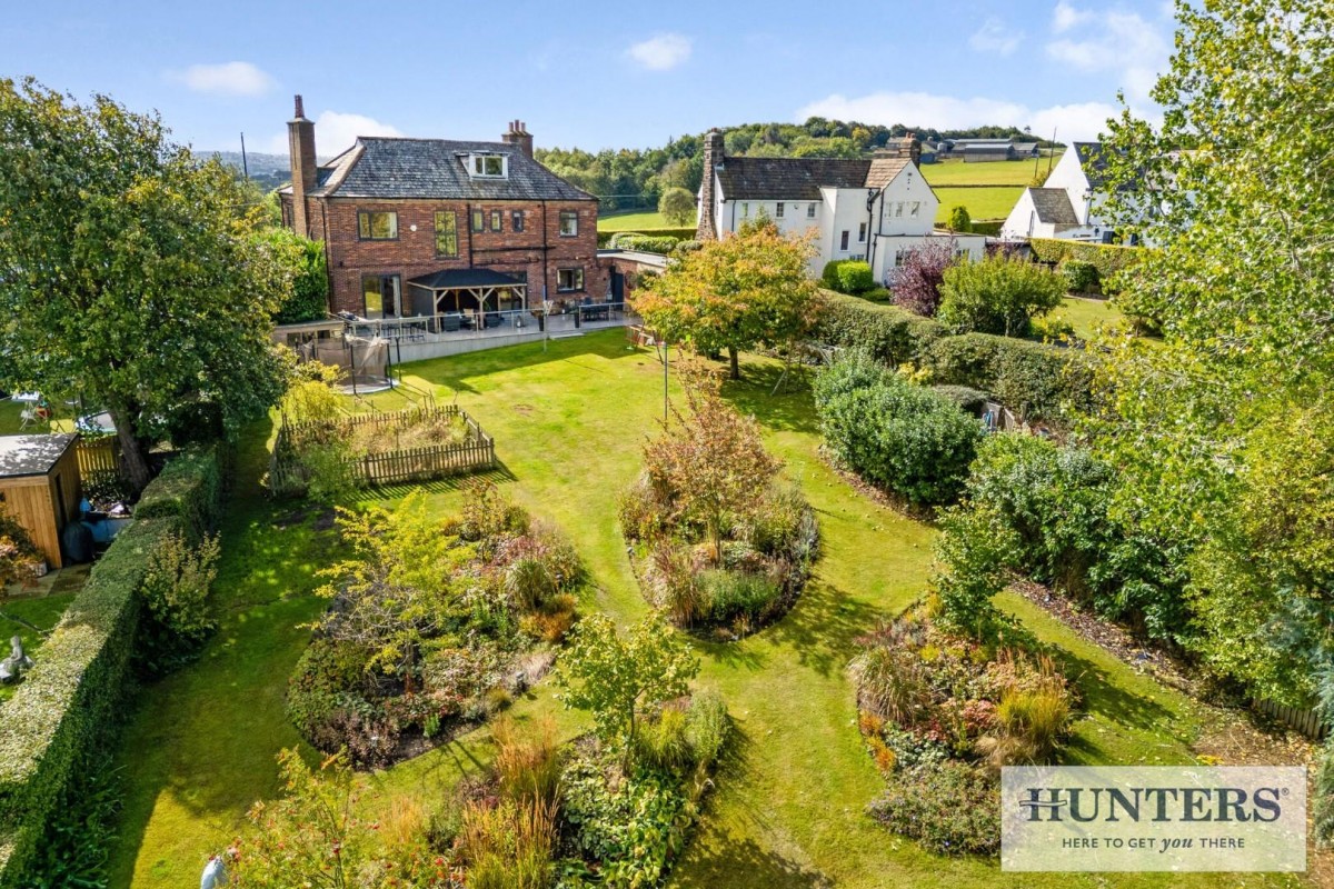 Hawksworth Lane, Guiseley, Leeds