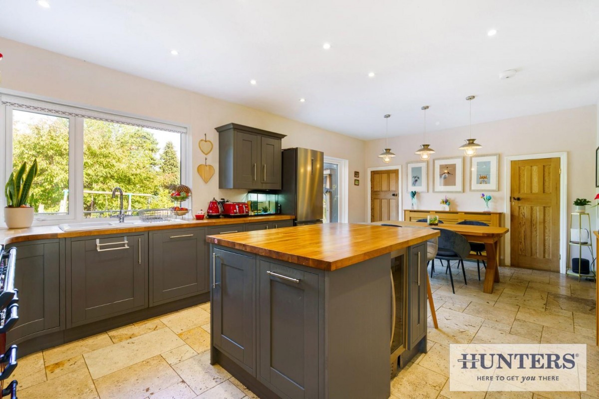 Hawksworth Lane, Guiseley, Leeds