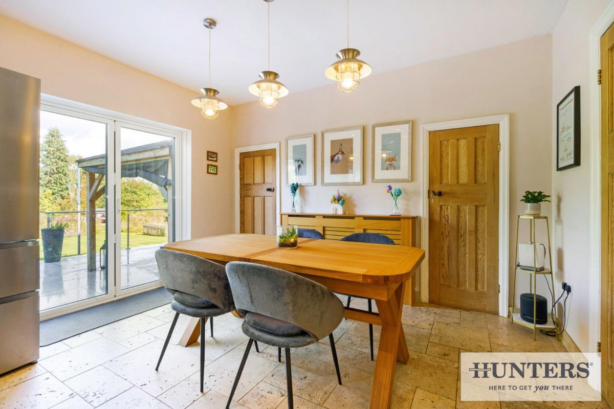 Hawksworth Lane, Guiseley, Leeds
