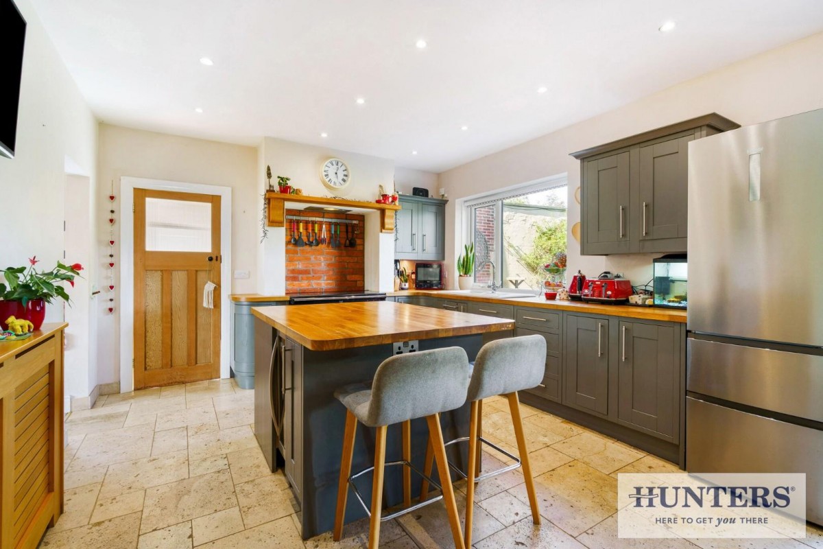 Hawksworth Lane, Guiseley, Leeds