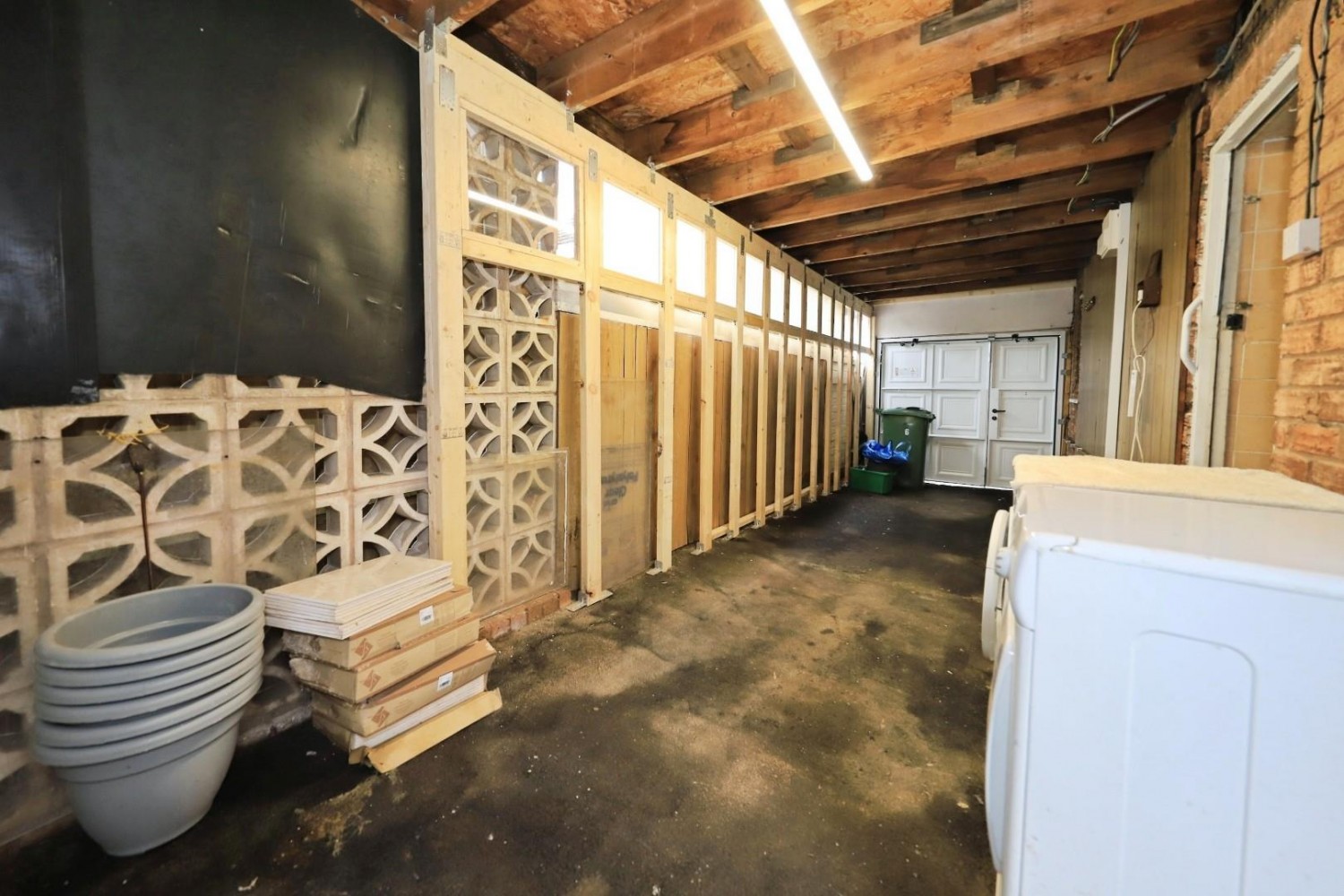 Addison Croft, Dudley