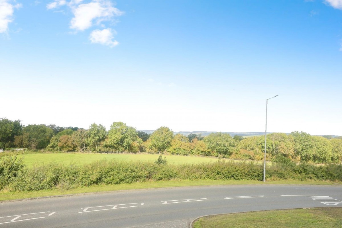 Park Avenue, Coundon Gate