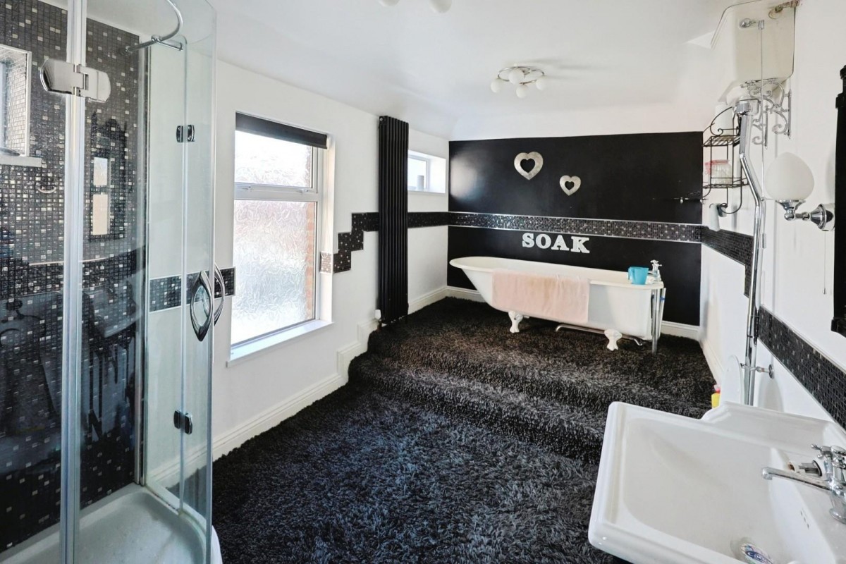 Park Avenue, Coundon Gate