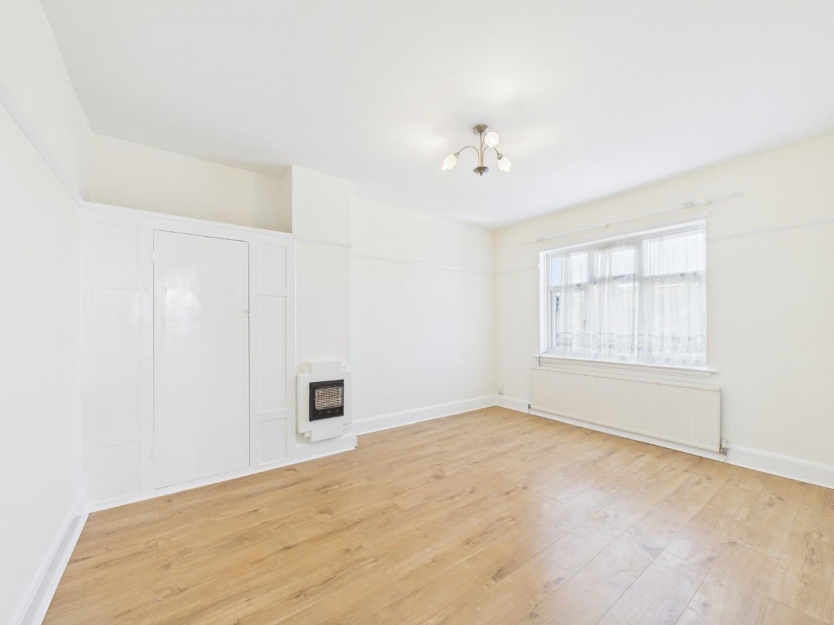 Rosedene Gardens, Ilford, IG2
