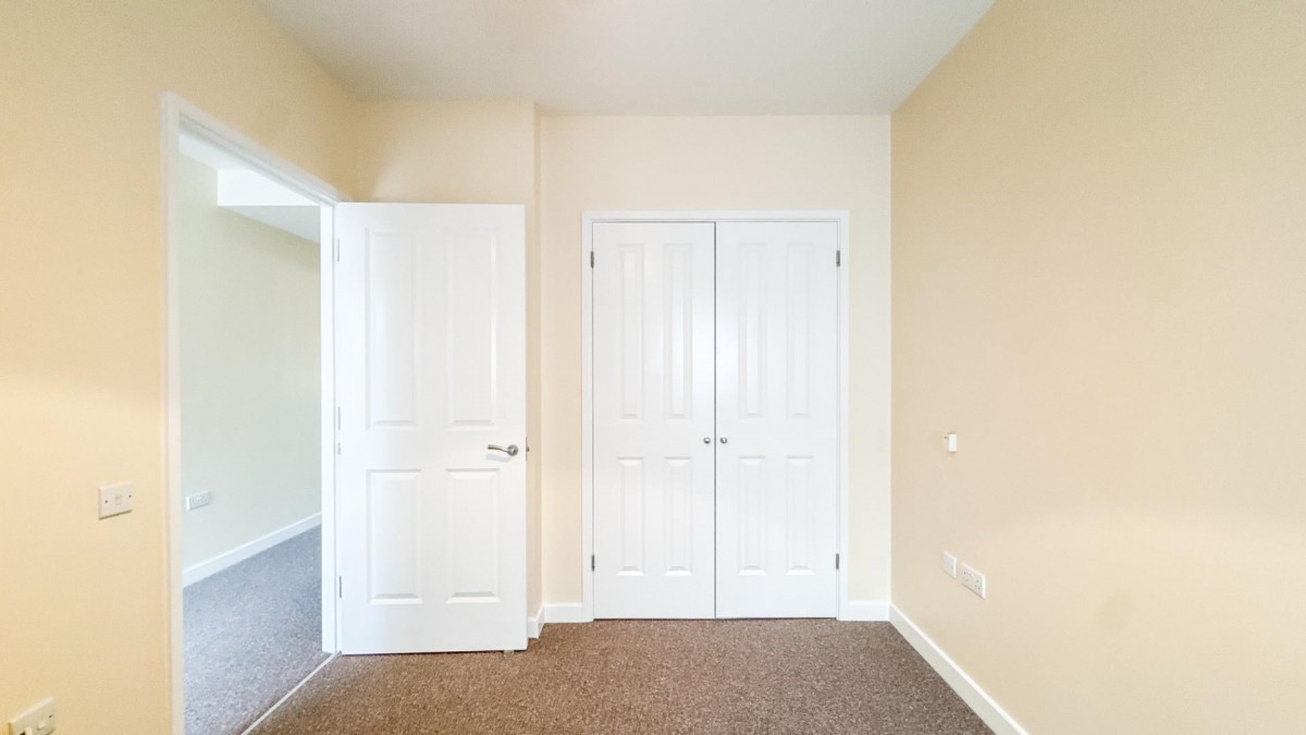 21 West, Skypark Road, BS3 3NA