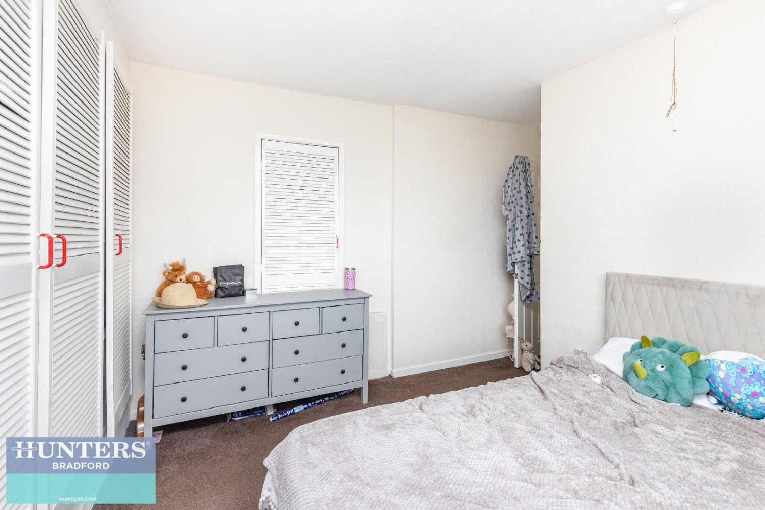 Farfield Avenue, Bradford, West Yorkshire, BD6 2HS