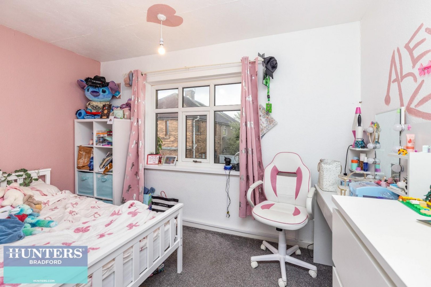 Farfield Avenue, Bradford, West Yorkshire, BD6 2HS