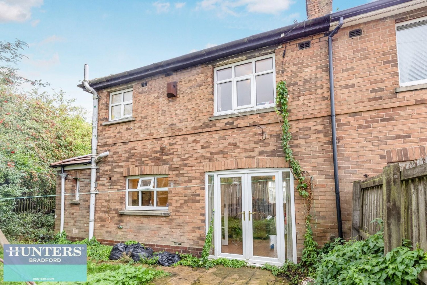 Farfield Avenue, Bradford, West Yorkshire, BD6 2HS