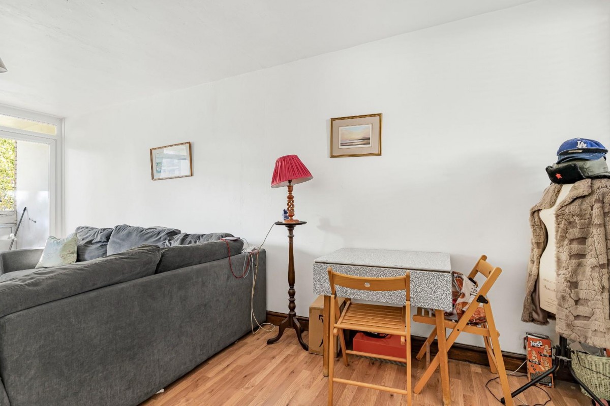 Flaxman Road, London, SE5