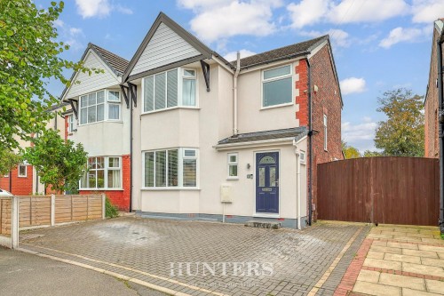 High Barn Road, Middleton, M24