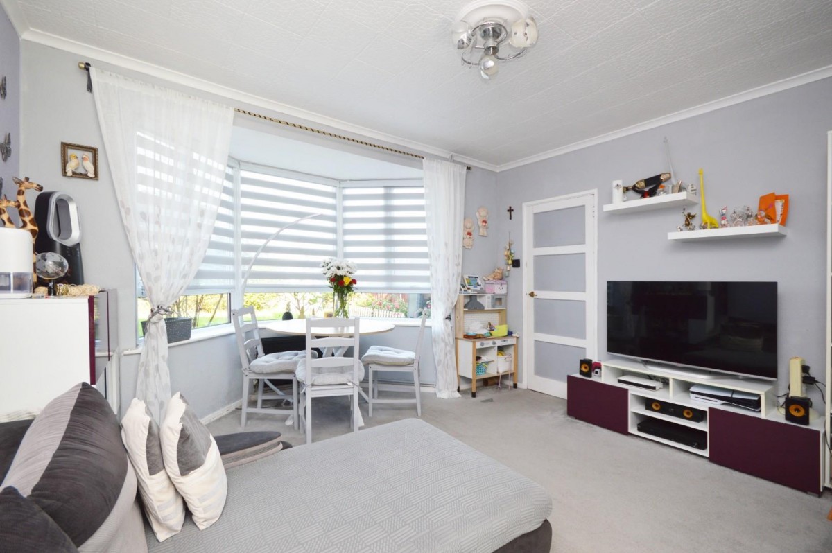 Whitland Road, Bristol, BS13 9QG