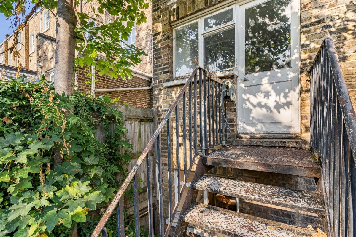 Coldharbour Lane, London, SE5