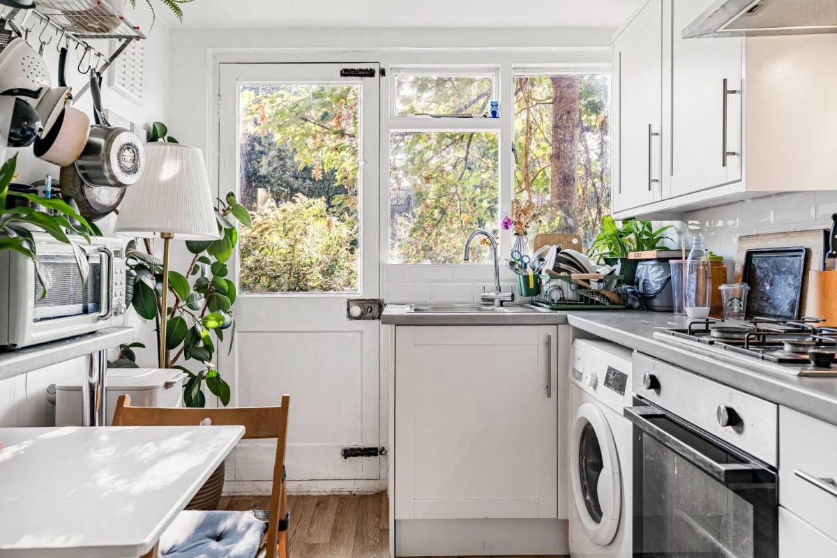 Coldharbour Lane, London, SE5