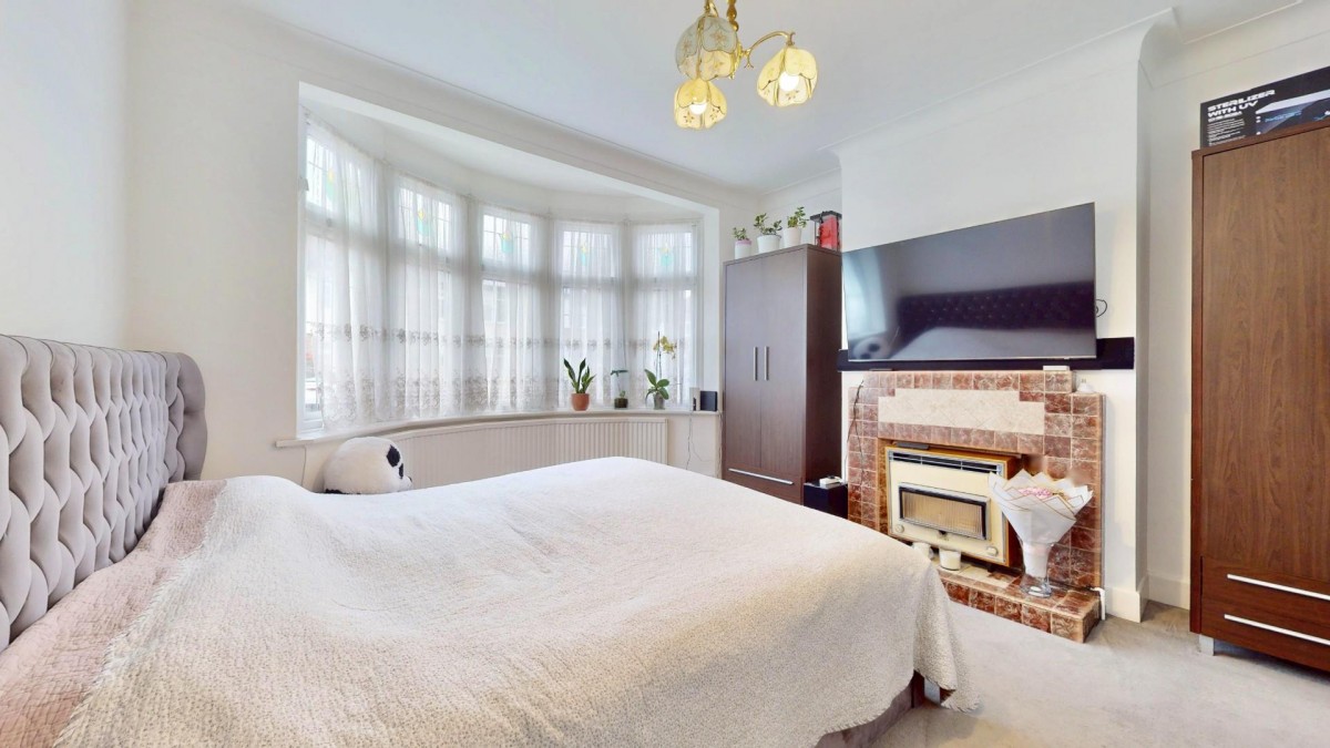 Galsworthy Avenue, Chadwell Heath, RM6