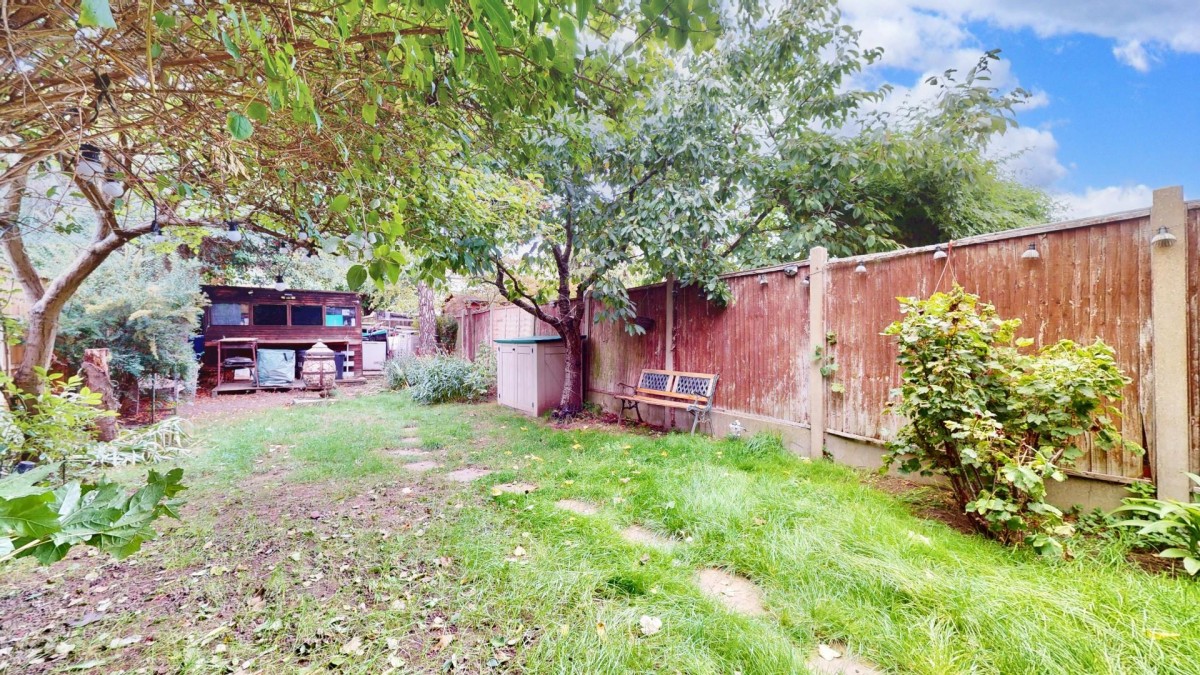 Galsworthy Avenue, Chadwell Heath, RM6
