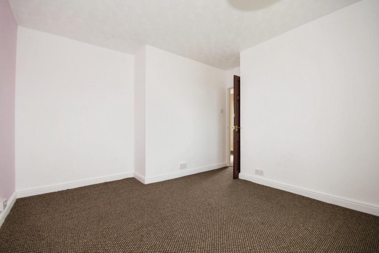 Derwent View, Mastin Moor, Chesterfield, S43 3BA