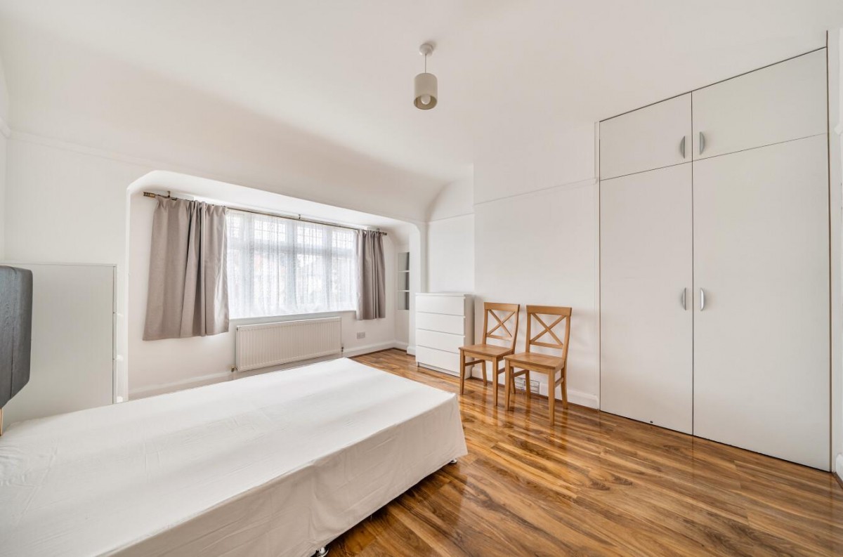 Southend Lane, London, SE6 3AA