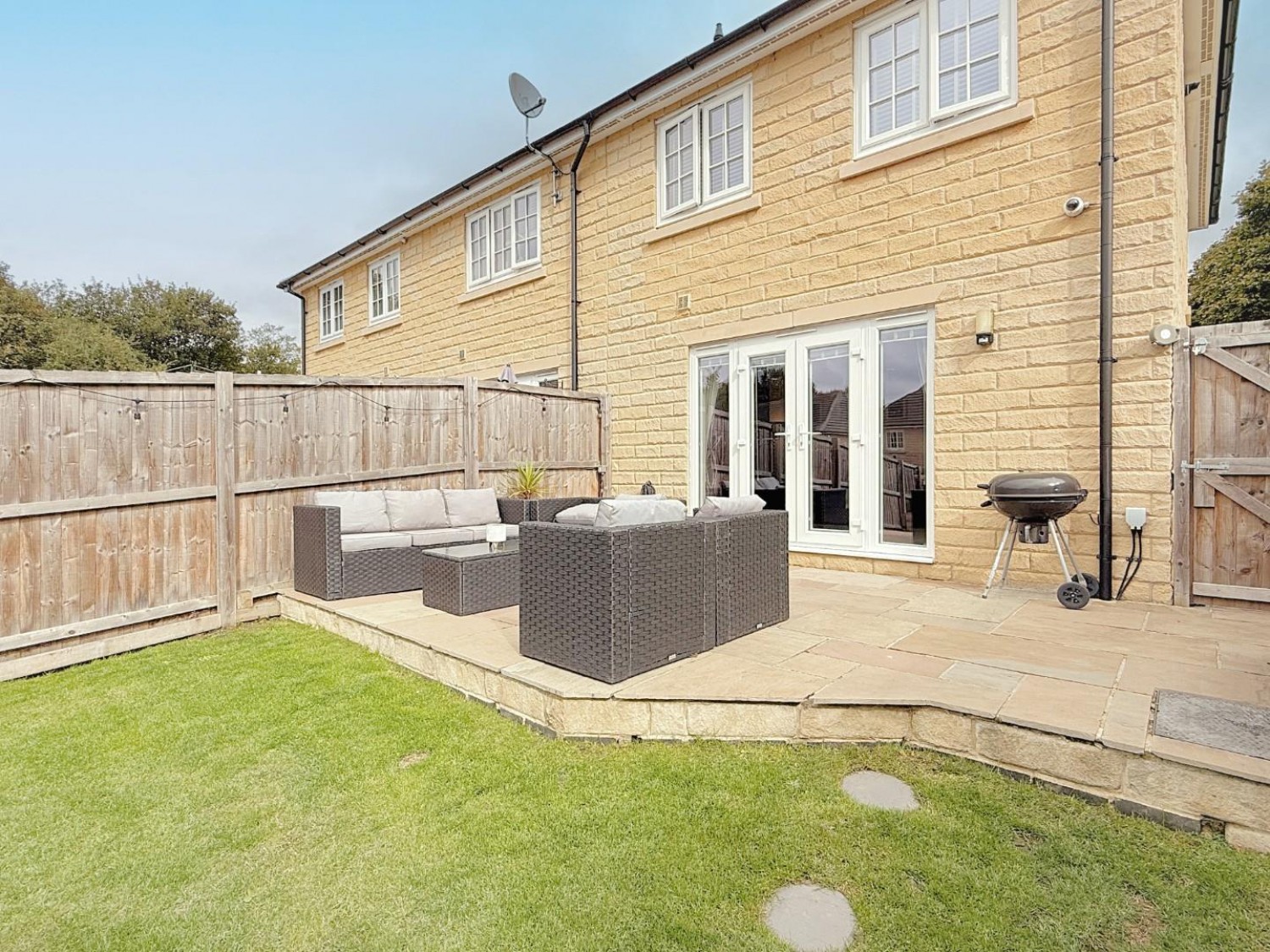 Low Hall Road, Horsforth
