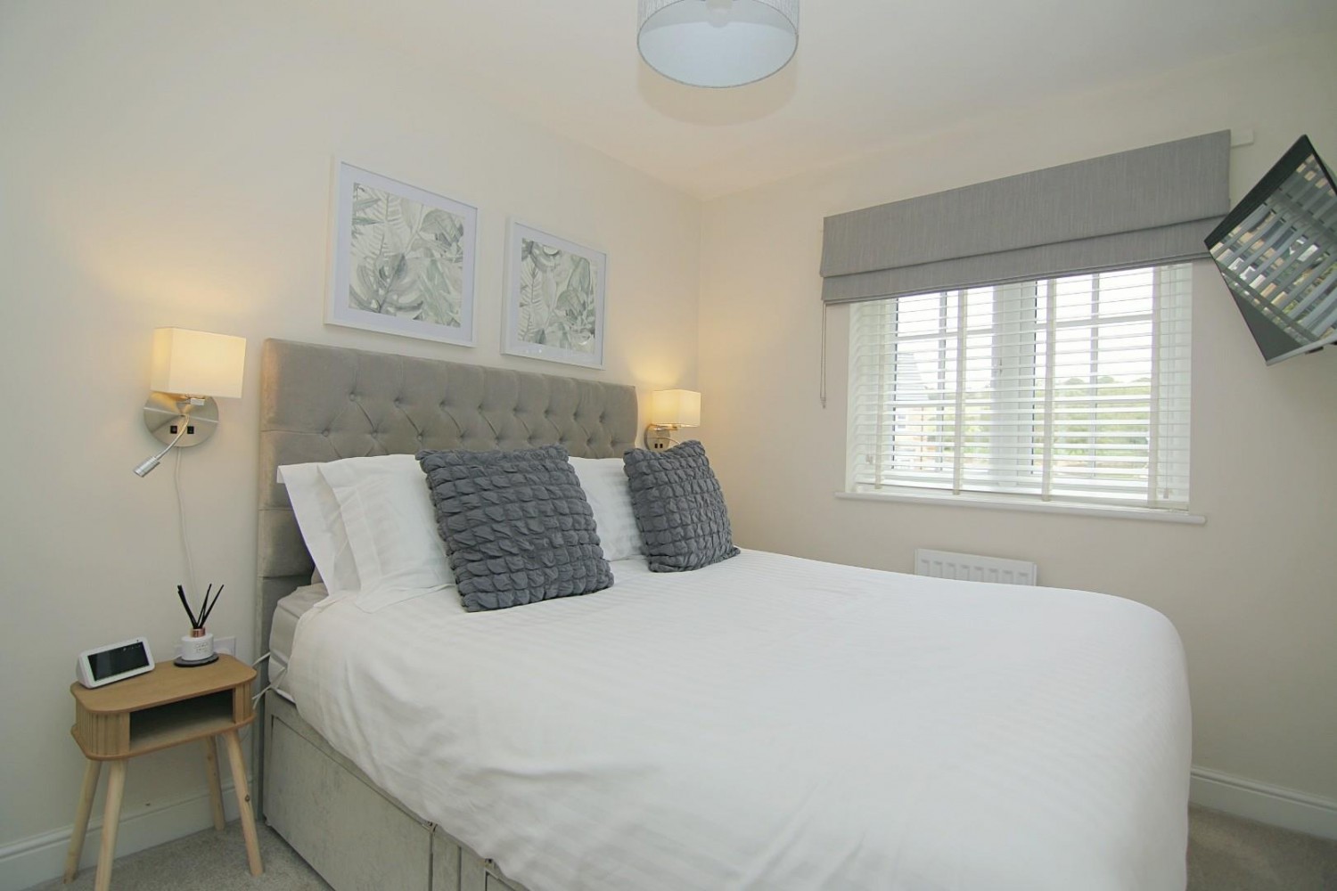 Low Hall Road, Horsforth
