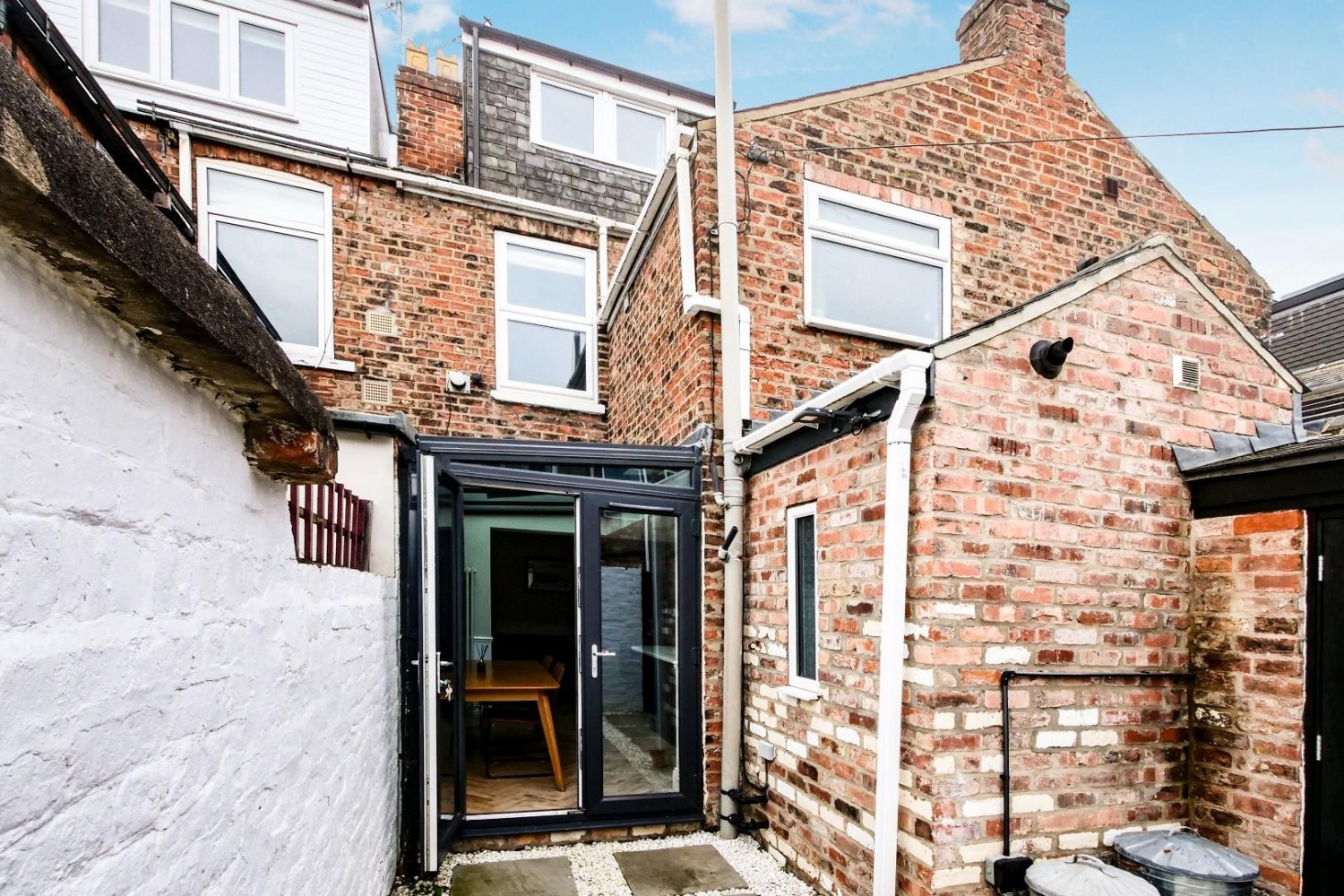 Russell Street, York