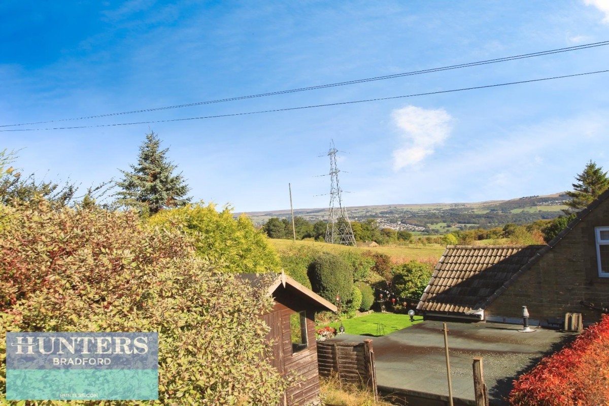 Acacia Drive Allerton, Bradford, BD15 9JY